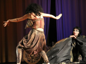 307946_10150787909325697_796045696_20354722_6236210_n