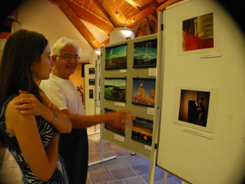 299689_10150777715930697_6084416_n